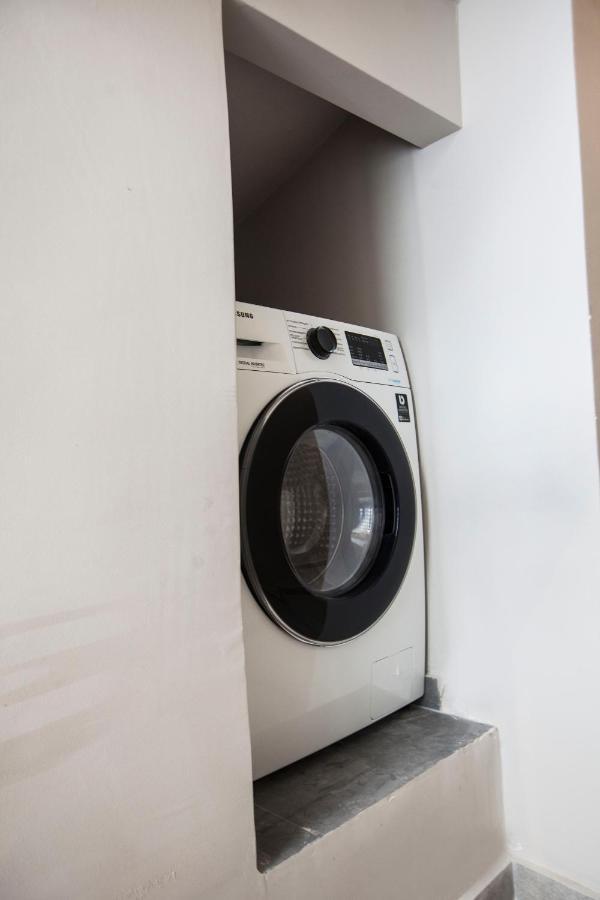 Bentzi...Boutique Apartment 1, Classic Double With Kitchenette, 2 Guests 아테네 외부 사진