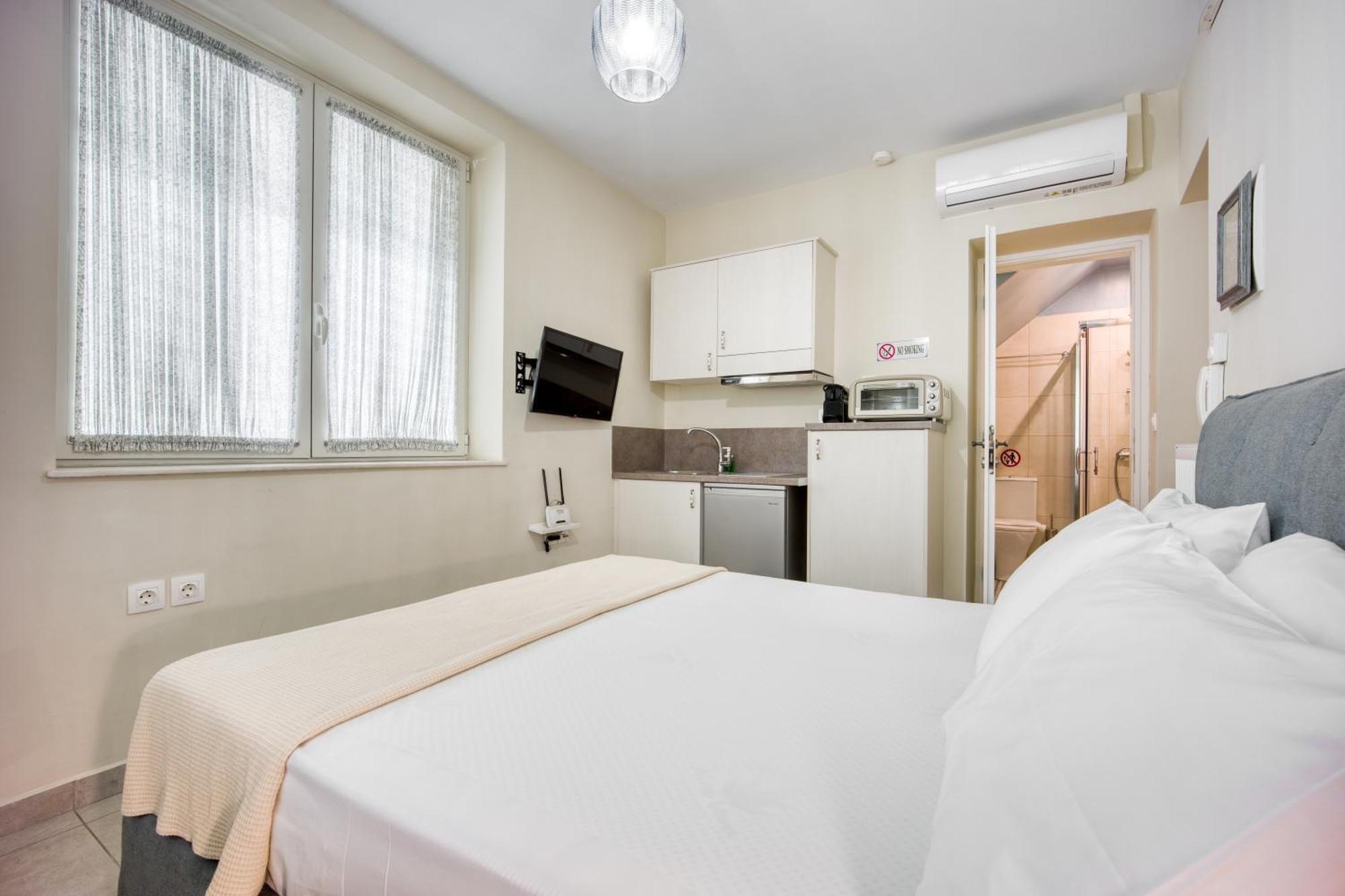 Bentzi...Boutique Apartment 1, Classic Double With Kitchenette, 2 Guests 아테네 외부 사진