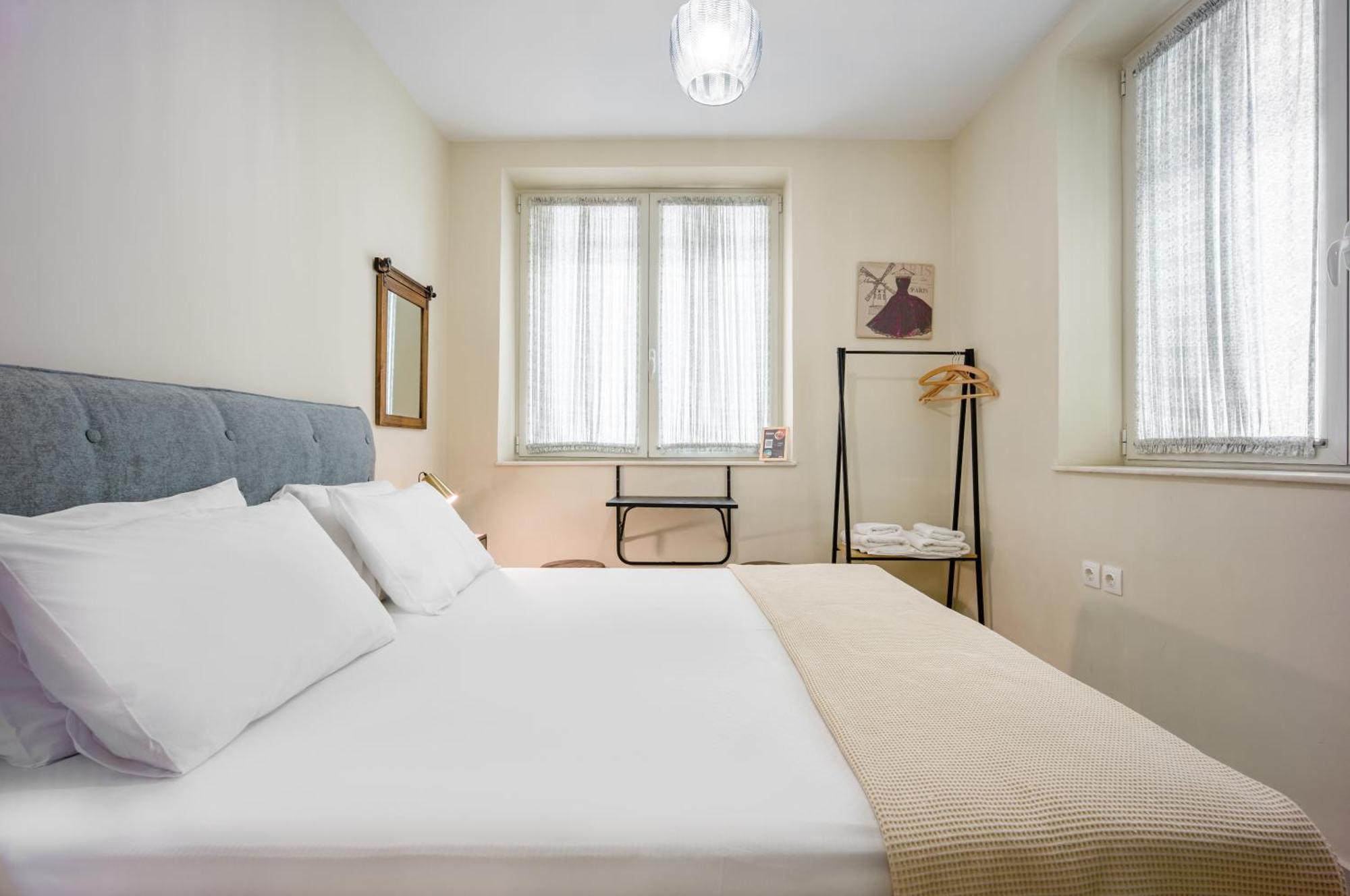 Bentzi...Boutique Apartment 1, Classic Double With Kitchenette, 2 Guests 아테네 외부 사진